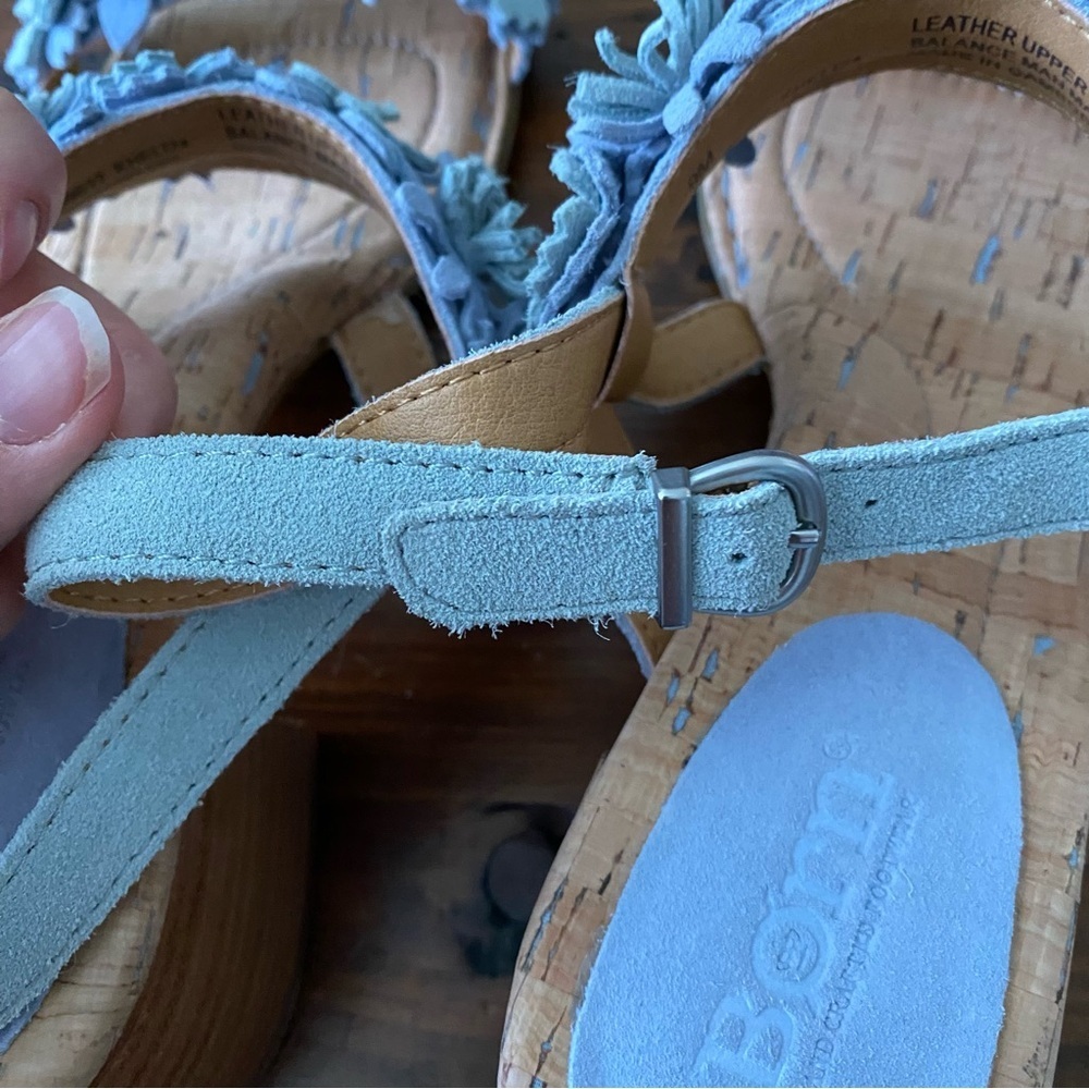 Born Springs Square Toe Sandal Light Blue 3D Floral Leather Block Heel Size 9 - Picture 10 of 11